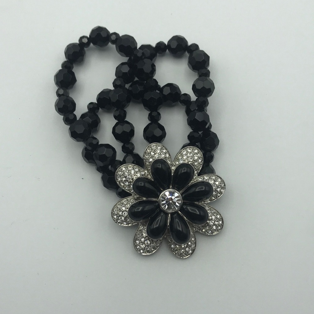 Lia Sophia | Floral Black And Rhinestone Bracelet
